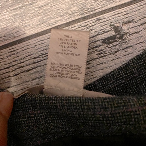 Loft Pencil Skirt Size 4 - Picture 7 of 7